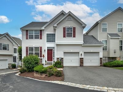 Property at 150 Sowers Dr, Hackettstown, NJ