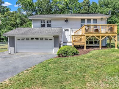 13 Spring Lake Dr