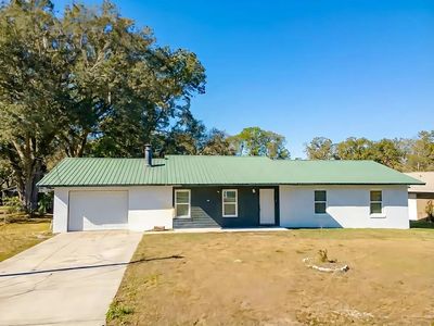 3732 NE 28th Ct