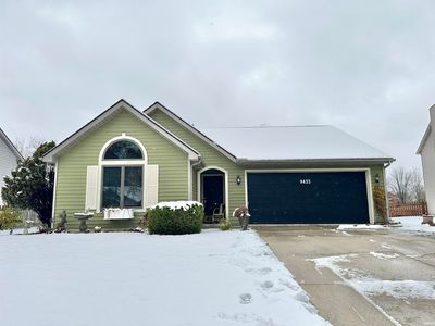 9433 Robin Meadow Pl