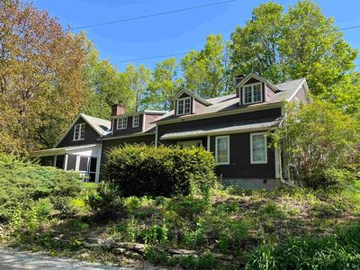 1464 Arnold District Road