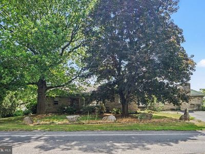 1042 Mercersburg Rd