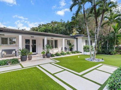 6511 Riviera Dr