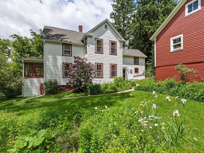 Property at 43 Garage Rd, Sunderland, MA