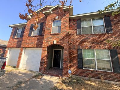 812 Jockey Club Ln