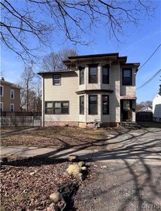 307 Highland Ave