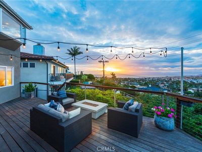941 Calle Miramar