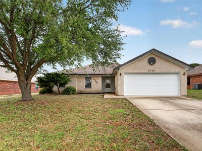 5704 Golden Dr