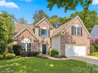 8600 Fieldcroft Dr