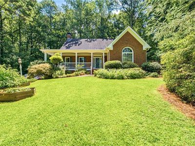 196 Roe Hampton Ln