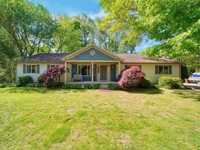 235 Keefer St