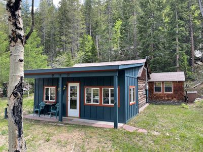 450 Peaceful Valley Rd