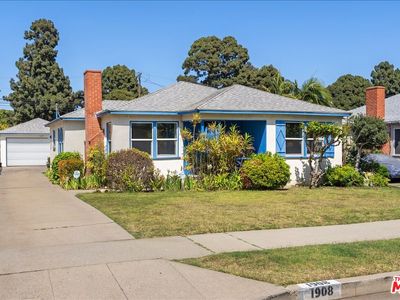 1908 Armacost Ave