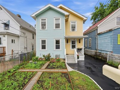 86 Modern Ave