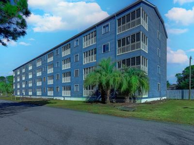4015 Fairway Dr. #203A