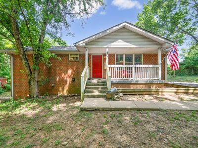 1011 Issac Clifton Rd