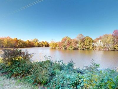 952 Saint Andrews Reach APT A