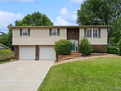 409 Chapel Dr