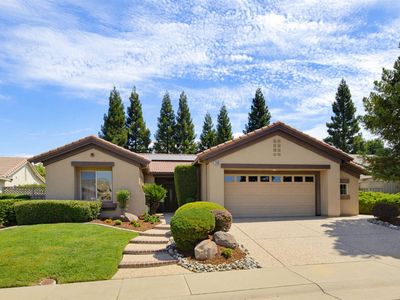 1945 Laurelhurst Ln