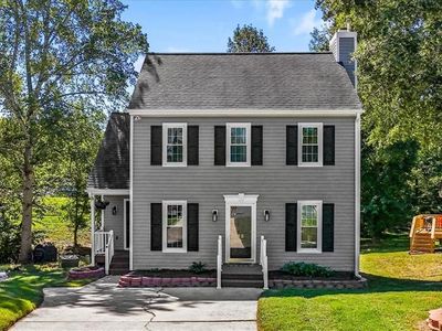 15 Gatehouse Ln