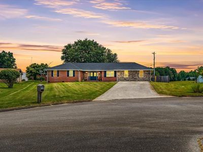 1217 Cedar Ln