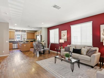 57 Regency Pl