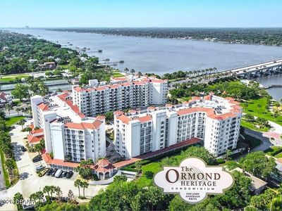 1 John Anderson Dr APT 613