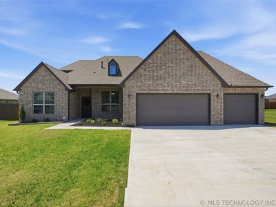 Property at 150 Phillips St, Skiatook, OK
