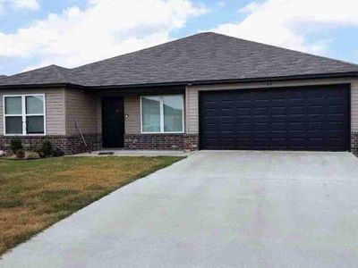 25 Fallen Oak Dr