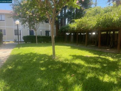 1140 Detroit Ave APT 14