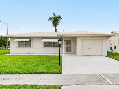 1829 SW Congress Boulevard