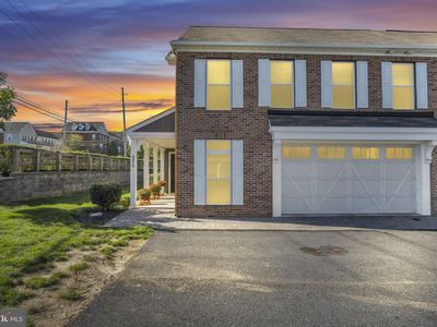 3212 Shultz Pl