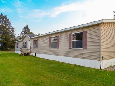 425 6th Ave W
