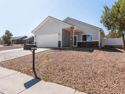 1101 W Cross Creek Ln