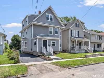 41 Burritt Avenue
