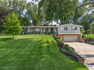3857 Trail Ridge Rd SE