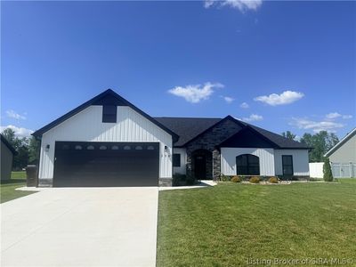 130 W Greene Court
