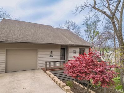 2060 E Waters Edge Dr #18