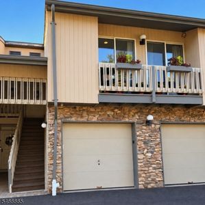 7 Perkins Dr