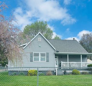 740 E Main St