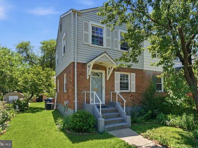 2033 Arlington Ter