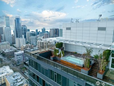 1321 Seneca Street #401