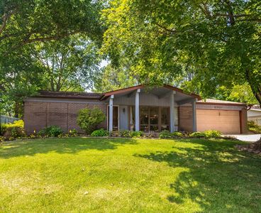 Property at 2707 W Sunset Dr, Carbondale, IL