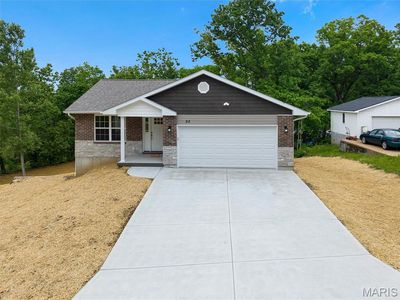 25 Milanna Dr
