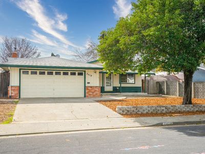 2419 Mankas Boulevard