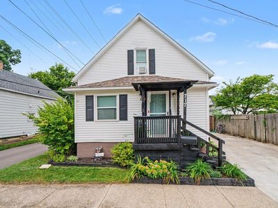 717 N Vine St