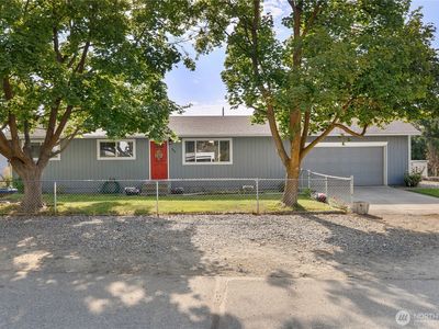 948 N 4th Ave