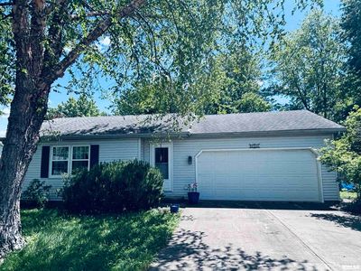 400 E Lynwood Dr