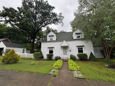 137 Appleton St