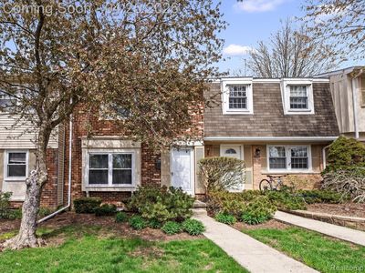 Property at 1708 Brentwood Dr, Troy, MI